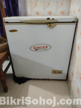 Singer Deep Fridge